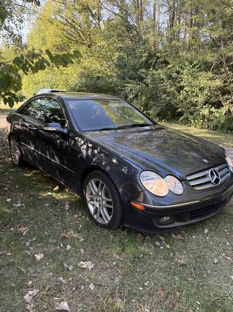 2009 Mercedes-Benz CLK Class Base CLK 350 2dr Coupe Automatic — photo 3