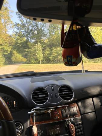 2009 Mercedes-Benz CLK Class Base CLK 350 2dr Coupe Automatic — photo 4