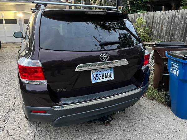 2012 Toyota Highlander SE 4dr Front-wheel Drive Automatic — photo 3