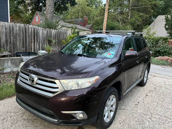 2012 Toyota Highlander SE 4dr Front-wheel Drive Automatic — photo 1