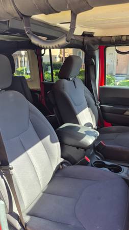 2016 Jeep Wrangler Unlimited Sport RHD 4dr 4x4 Automatic — photo 10
