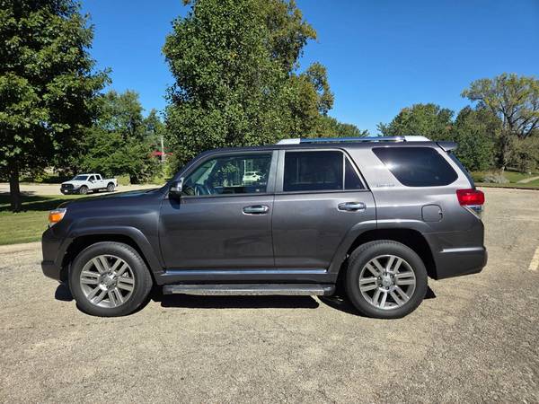 2012 Toyota 4runner Limited 4dr 4x2 Automatic — photo 2