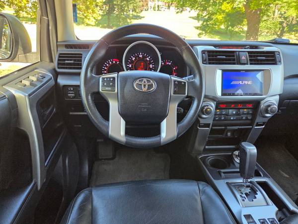2012 Toyota 4runner Limited 4dr 4x2 Automatic — photo 5