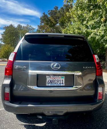 2010 Lexus GX 460 Base 4dr All-wheel Drive Automatic — photo 4