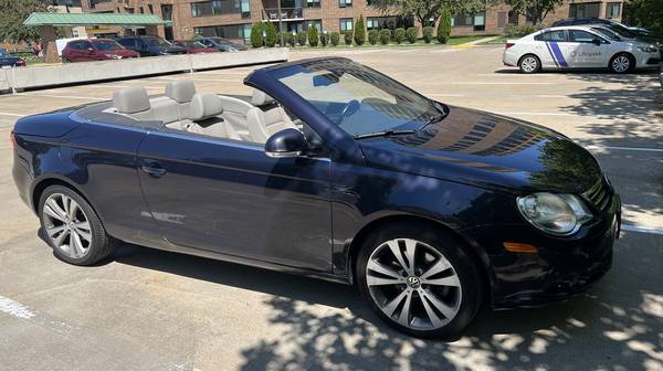 2008 Volkswagen EOS Turbo 2dr Front-wheel Drive Convertible Manual — photo 1