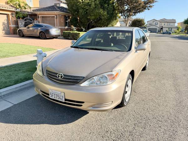2004 Toyota Camry SE — photo 5