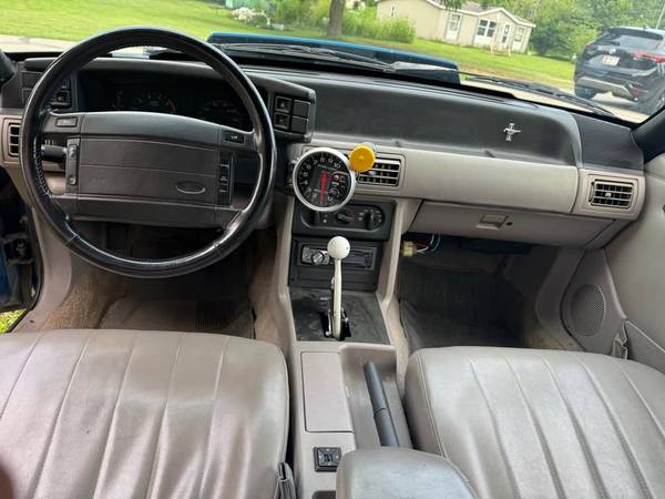 1991 Ford Mustang GT 2dr Convertible — photo 7