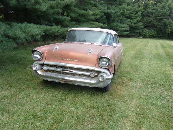 1957 Chevrolet Hardtop — photo 2