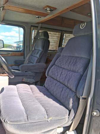 1994 Chevrolet G20 — photo 6