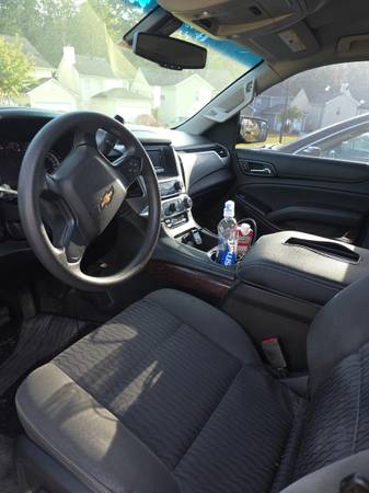 2015 Chevrolet Tahoe LS 4x2 Automatic — photo 2