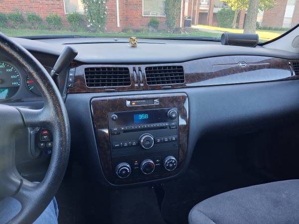 2016 Chevrolet Impala LS 4dr Sedan Automatic — photo 5