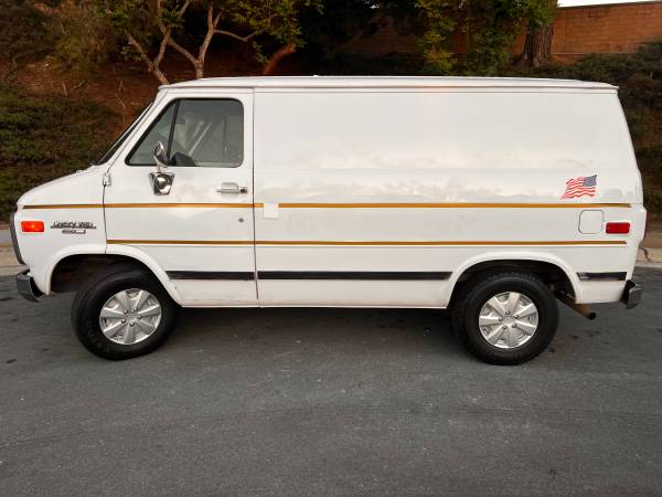 1995 Chevrolet Chevy VAN G20 3dr Extended Cargo Van — photo 4