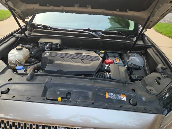 2019 Lincoln Nautilus Reserve — photo 10