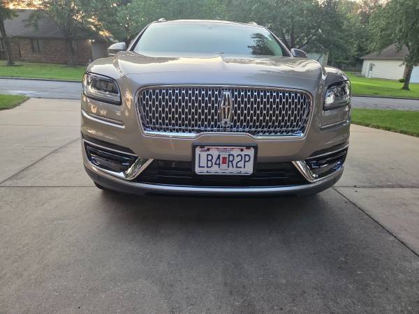 2019 Lincoln Nautilus Reserve — photo 6