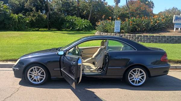 2009 Mercedes-Benz CLK-Class Base CLK 350 — photo 4