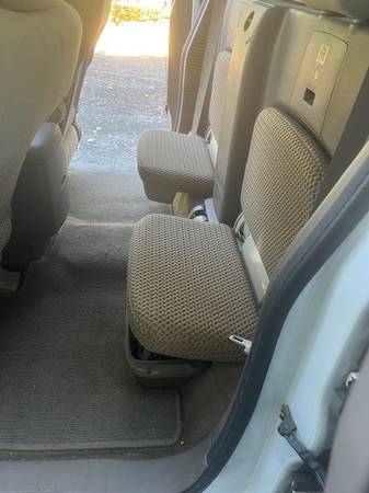 2012 Nissan Frontier SV — photo 8