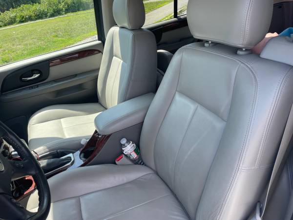 2008 GMC Envoy SLT 4x2 Automatic — photo 10