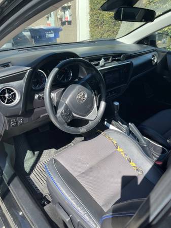 2020 Toyota Corolla L 4dr Sedan CVT — photo 3