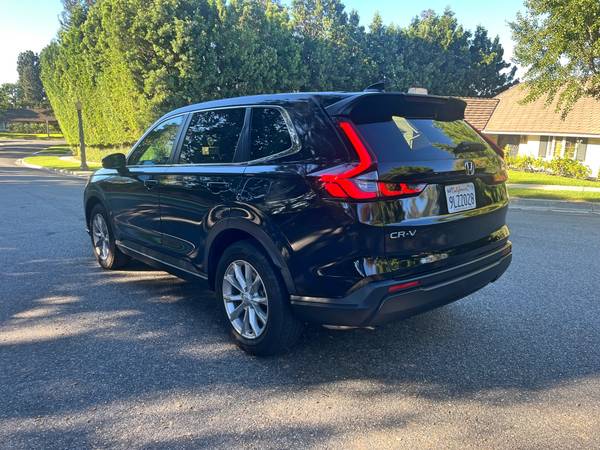2024 Honda Crv Ex — photo 2