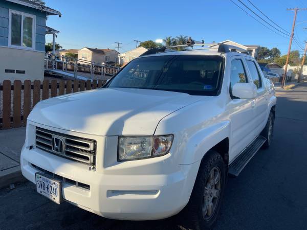 2007 Honda Ridgeline RT 4x4 Crew Cab 122 in. WB Automatic — photo 2