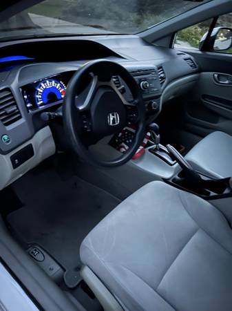 2012 Honda Civic LX 2dr Coupe Automatic — photo 10