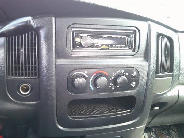 2005 Dodge RAM 1500 Laramie — photo 4