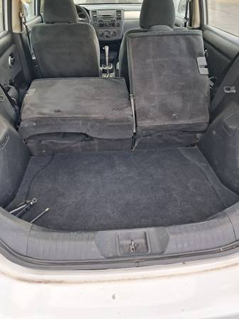2011 Nissan Versa 1.6 4dr Sedan Manual — photo 11