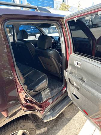 2012 Honda Pilot Touring 4dr 4x4 Automatic — photo 11