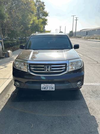 2012 Honda Pilot Touring 4dr 4x4 Automatic — photo 1