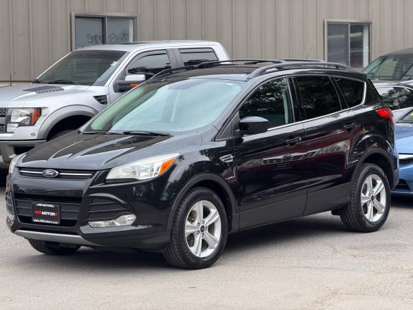 2014 Ford Escape SE 4dr Front-wheel Drive Automatic — photo 3