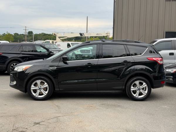 2014 Ford Escape SE 4dr Front-wheel Drive Automatic — photo 4