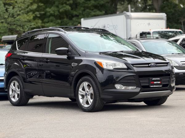 2014 Ford Escape SE 4dr Front-wheel Drive Automatic — photo 1