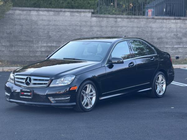2013 Mercedes-Benz C300 4matic — photo 3