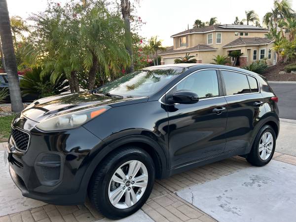 2017 KIA Sportage LX — photo 2
