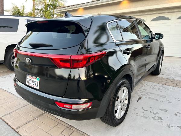 2017 KIA Sportage LX — photo 5