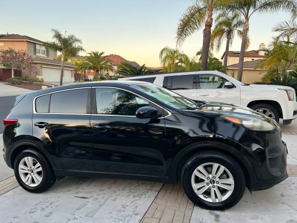 2017 KIA Sportage LX — photo 6