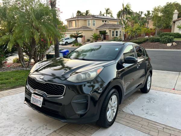 2017 KIA Sportage LX — photo 1