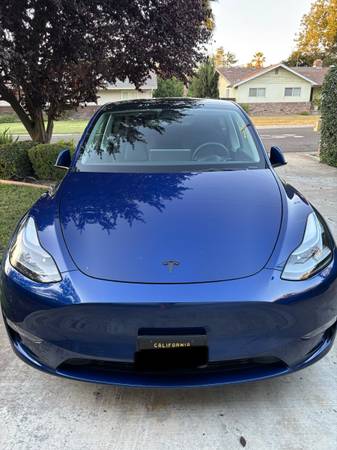 2022 Tesla Model Y Long Range — photo 8