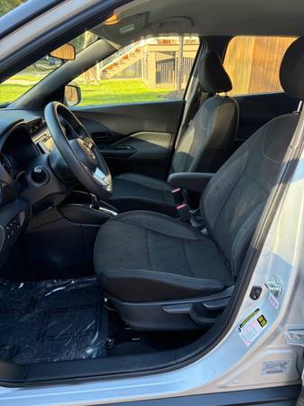 2020 Nissan Kicks S — photo 11