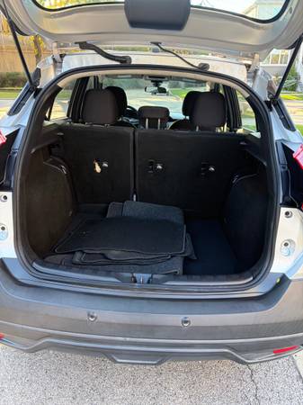 2020 Nissan Kicks S — photo 9