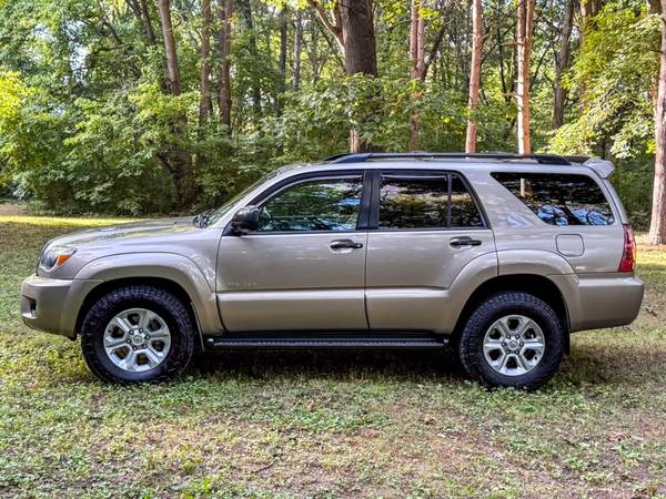2007 Toyota 4runner SR5 V6 4x2 Automatic — photo 4