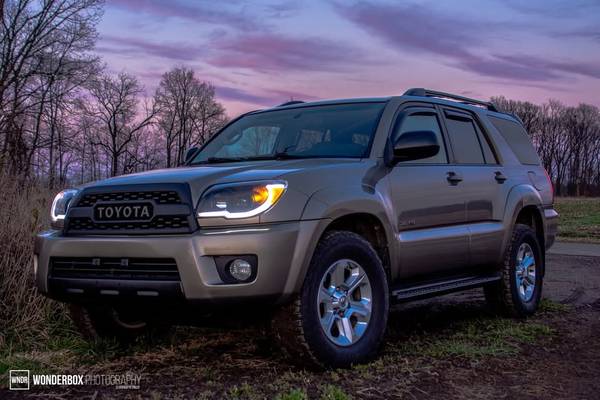 2007 Toyota 4runner SR5 V6 4x2 Automatic — photo 1