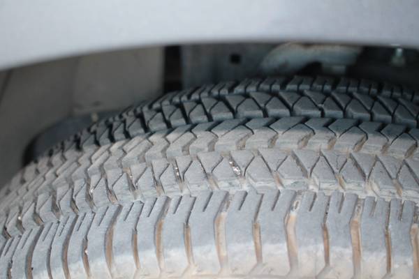 2011 Nissan Pathfinder S 4dr 4x4 Automatic — photo 5