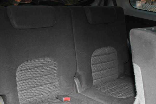 2011 Nissan Pathfinder S 4dr 4x4 Automatic — photo 12