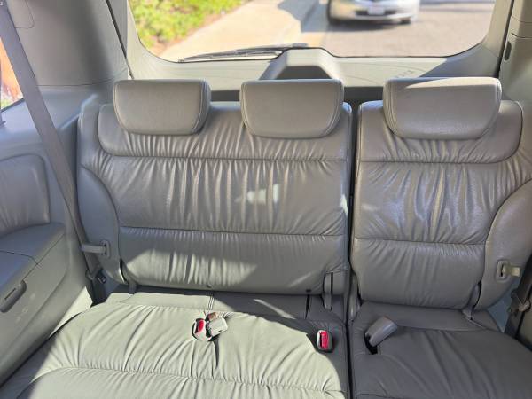 2008 Honda Odyssey LX Passenger Van Automatic — photo 7