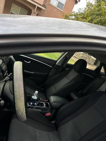 2015 Hyundai Elantra GT Base 4dr Hatchback Manual — photo 6