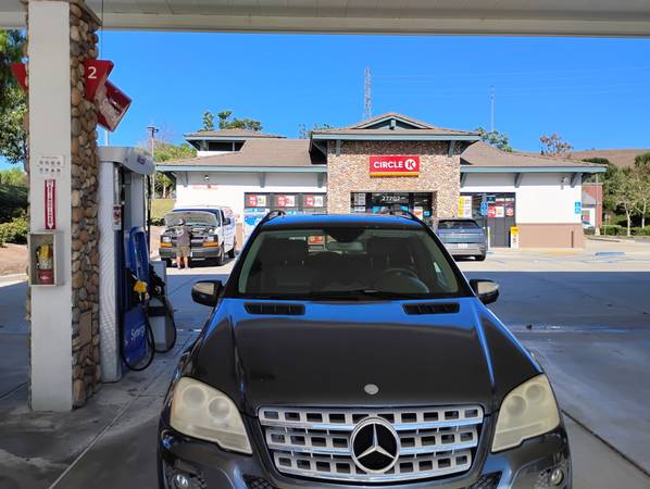 2010 Mercedes-Benz Ml And — photo 1