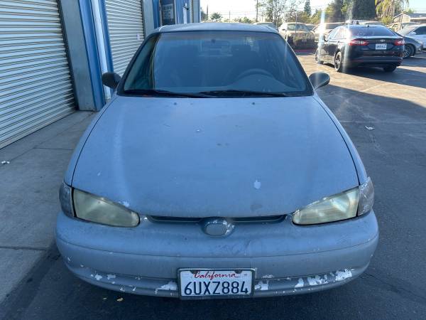 2002 Chevrolet Prizm Base — photo 2