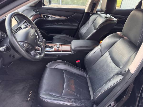 2015 Infiniti Q70 3.7 — photo 7