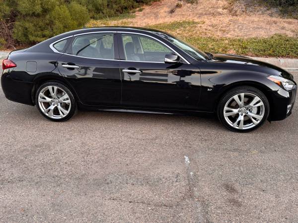 2015 Infiniti Q70 3.7 — photo 5